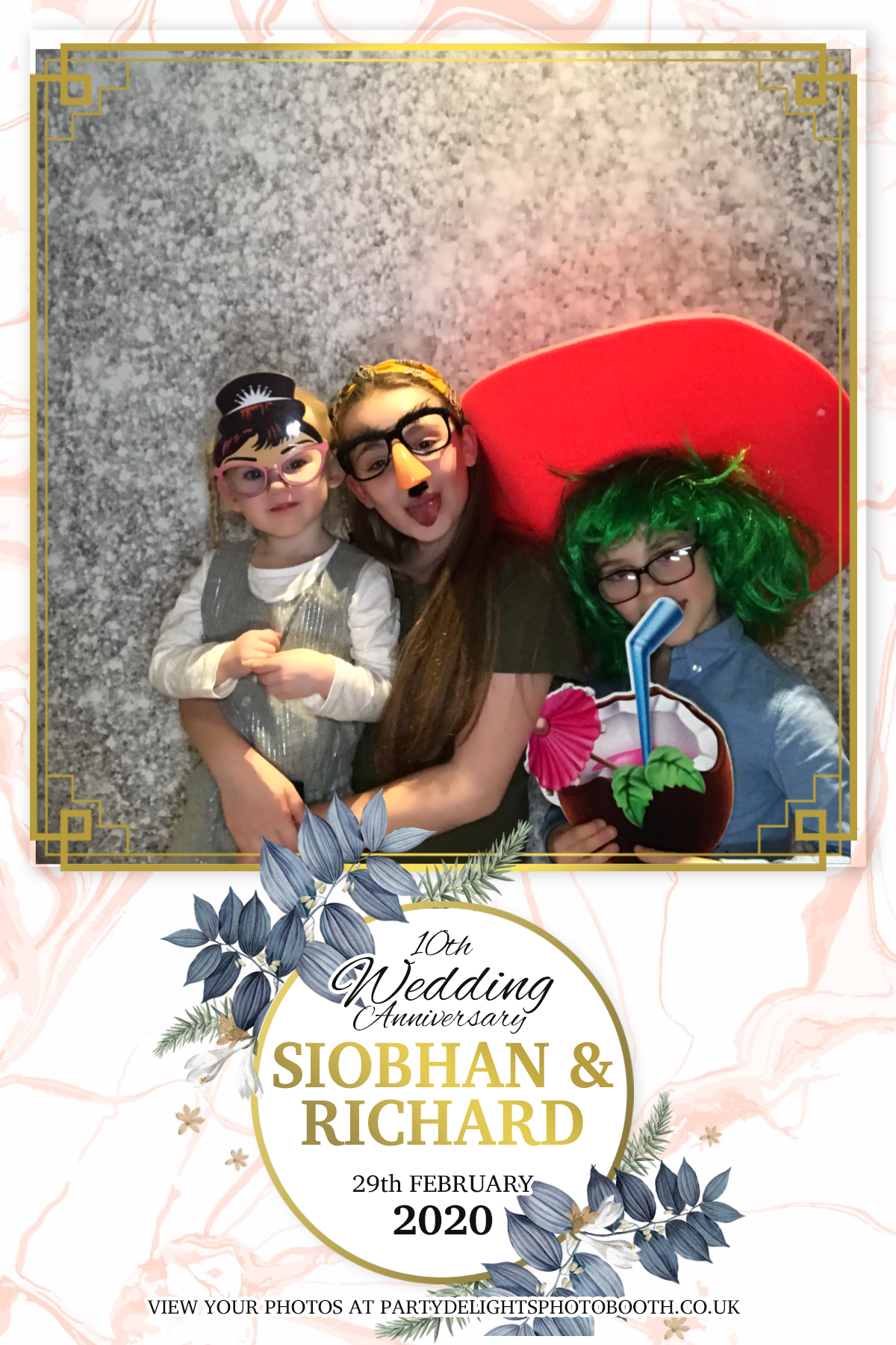 Siobhan and Richards Vow renewal  | View more photos from the event at gallery.partydelightsphotobooth.co.uk/u/PartyDelightsPhotoBooth/Siobhan-and-Richards-Vow-renewal